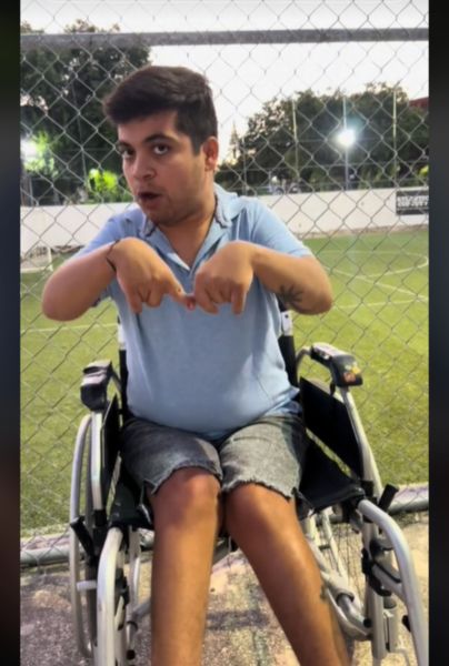 Esto pasó con el joven discapacitado que fue multado injustamente y juzgado en redes (VIDEO). TIKTOK/Vaniego